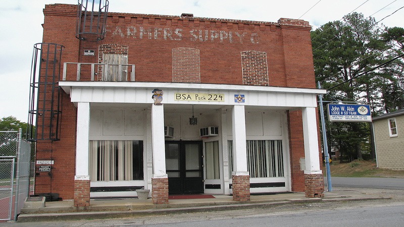 This image shows a building in Taylorsville Georgia.